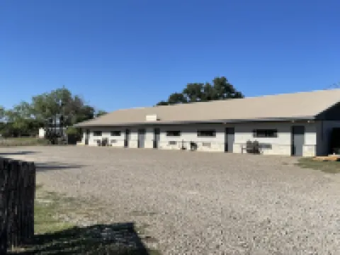 Village Inn Hotels in Stephens County