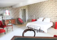 Chateau Sénailhac Hotels in Lignan-de-Bordeaux