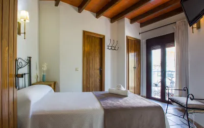 Hostal Valle del Sol Confort Rooms Отели в г. Ardales