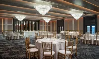 Carriage House Hotel and Conference Centre - breakfast