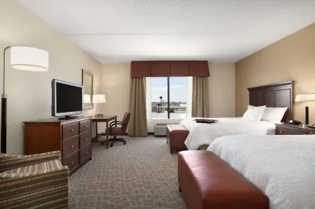 Hampton Inn & Suites Charles Town Отели в г. Рансон
