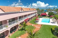 The Inn at Cocoa Beach - Pool