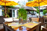Esprit Libre Restaurant and Guest House - sarapan