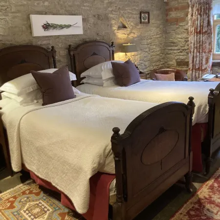 Old Downton Lodge