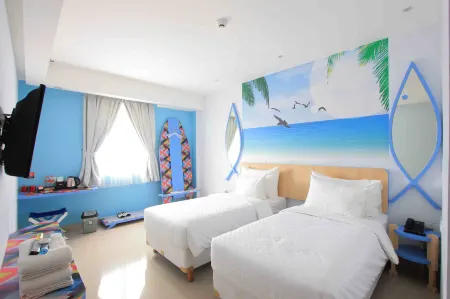 Uniq Hotel Отели в г. Tegalrejo