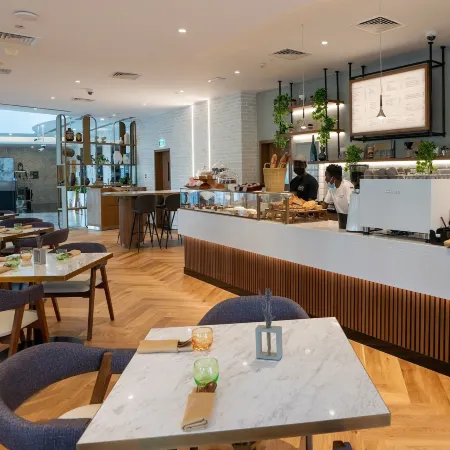 Grand Heights Hotel Apartments Отели рядом с достопримечательностью «Теком»