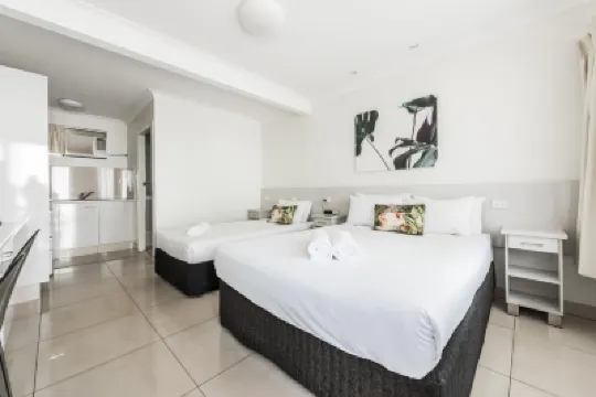 Hibiscus Motel Hotels near Walgun / Cape Byron