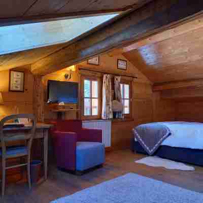 Chalet-Hôtel La Ferme du Chozal Rooms