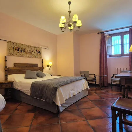 Hotel Las Cancelas Отели рядом с достопримечательностью «City Hall»