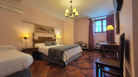 Hotel Las Cancelas Отели рядом с достопримечательностью «The Four Posts»