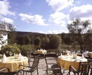 Seehotel Gut Dürnhof Hôtels à : Gemunden am Main
