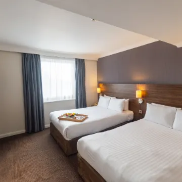 Holiday Inn LIVERPOOL - CITY CENTRE by IHG Отели рядом с достопримечательностью «Художественная галерея Вокер»