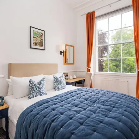 Rodney Hotel Отели рядом с достопримечательностью «Стадион «Аштон Гейт»»