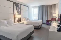 Tryp by Wyndham Savannah Downtown/Historic District