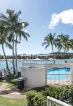 Noosa Pacific Resort - Beach