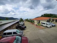 Rsam Beach Resort by Cocotel - parking