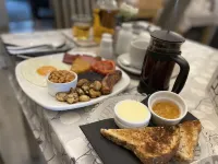 Cherwood Guest House - breakfast