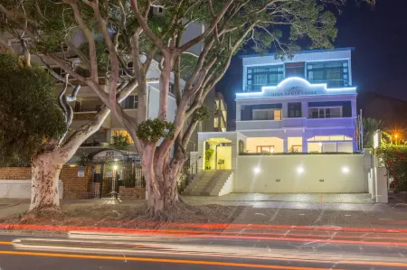 Head South Lodge Отели рядом с достопримечательностью «Southern Suburbs»