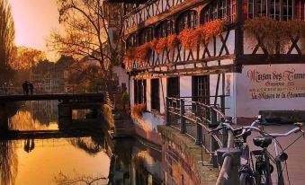 Pavillon Regent Petite France by Stay Collection