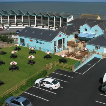 The Waterfront Inn