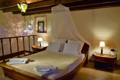 Petrino Hotels near Old Town Aquarium