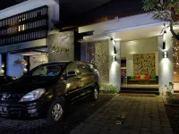 RC Villas and Spa Bali Hotels near Laksmana