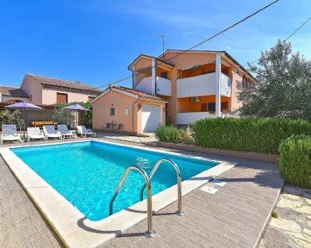 House Galizana 1962 Hotels in Galizana