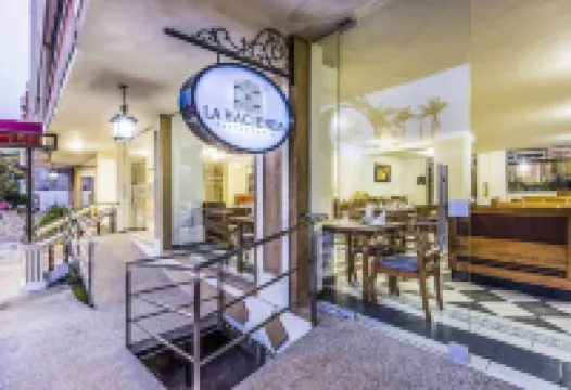 巴列斯特羅酒店