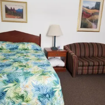 Howard's Motel