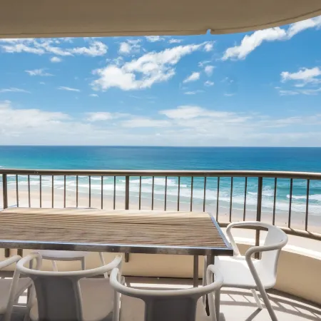 Norfolk Luxury Beachfront Apartments Main Beach