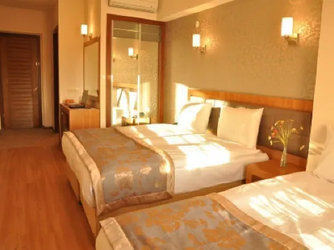 Grand Anzac Hotel Hotels in 