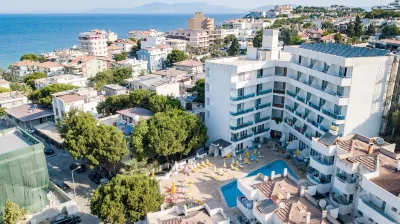 Ponz Hotel Hotel di Kadinlar Denizi Mahallesi