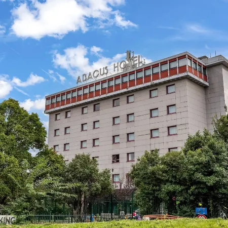 Abacus Hotel Отели рядом с достопримечательностью «Станция метро Bignami»