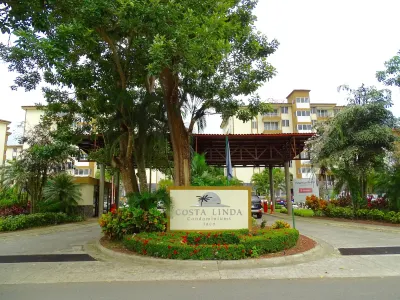 Jaco Beach Apartments Hotel a 