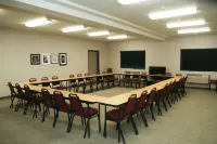 컨트리 인 & 스위트 바이 래디슨 프라인빌 OR