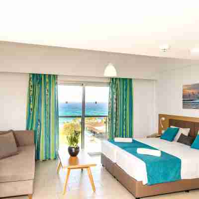 Helios Bay Hotel and Suites Rooms