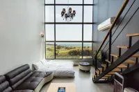 Stay in Jeju Hotels near Daepyeong Port
