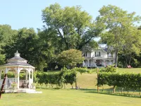 Orchard House B&B Hotels in Nelson County
