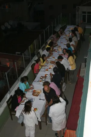 Kafkas Hotel Istanbul Отели рядом с достопримечательностью «Литературный музей-библиотека Ахмеда Хамди Танпынара»