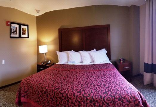 데이즈 인 바이 윈덤 브루클린 마린 파크