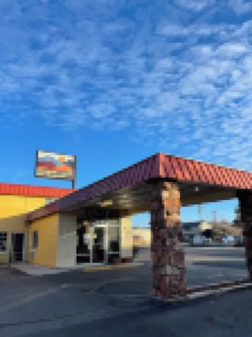 高沙漠旅館 普賴恩維爾酒店