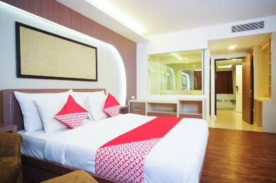 SUPER OYO Collection O 166 Hotel Princess Hotels in Bukit Kecil