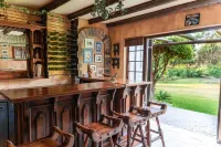 Hotel Nomad Belvedere Lodge Hotels in Midrand
