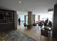 The Hotel 48 - petit déjeuner