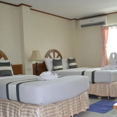 Natacha Hotel