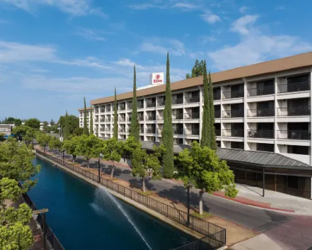 Hilton Stockton Hotels in Stockton