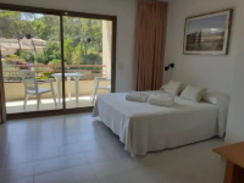Aparthotel Golf Beach Hotels in Pals