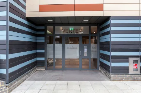 Roomspace Serviced Apartments - Vertex House Отели рядом со станцией West Croydon