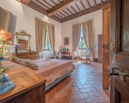 Tenuta di Poggio Cavallo Hotele w: Grosseto