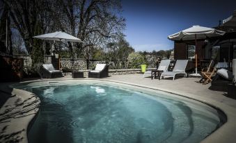 Hostellerie les Griffons